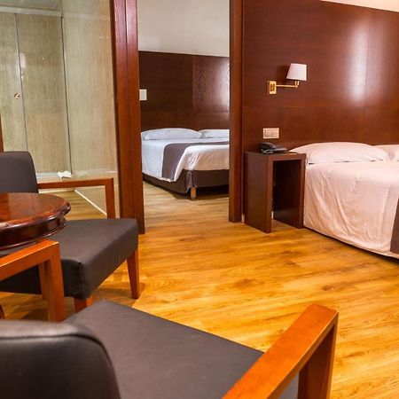 Ramon Berenguer IV Hotel Lleida Ngoại thất bức ảnh